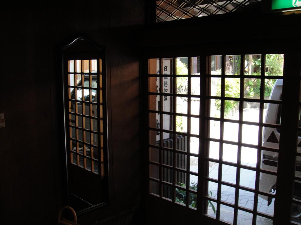 Ikariya Ryokan Yamanouchi  Bagian luar foto