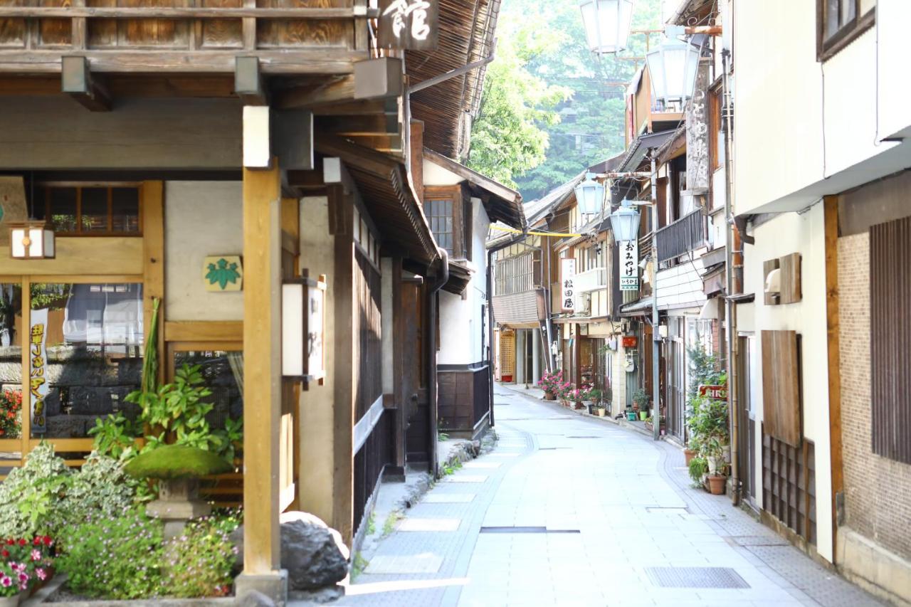 Ikariya Ryokan Yamanouchi  Bagian luar foto