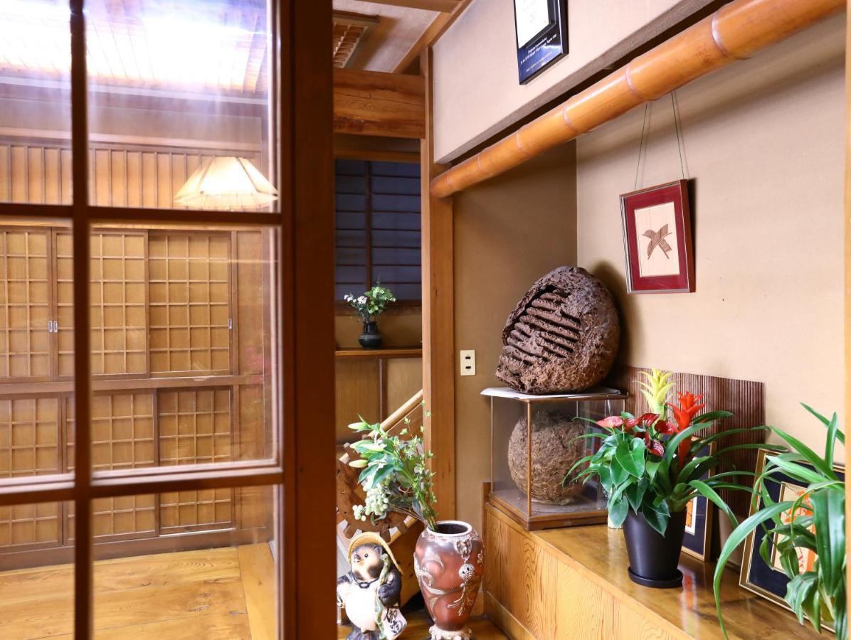 Ikariya Ryokan Yamanouchi  Bagian luar foto